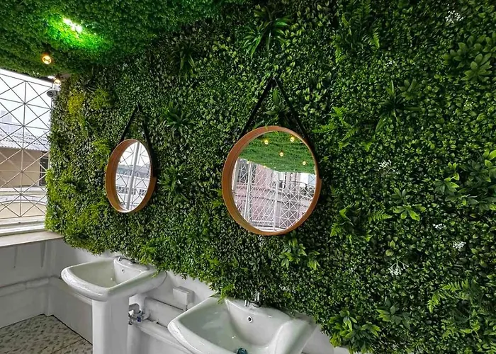 Hostel Comfy Crib 2 *