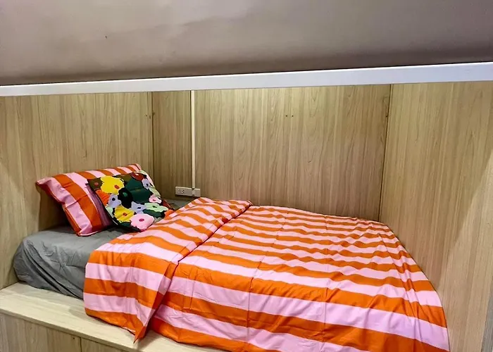 Comfy Crib 2 * Bangkok