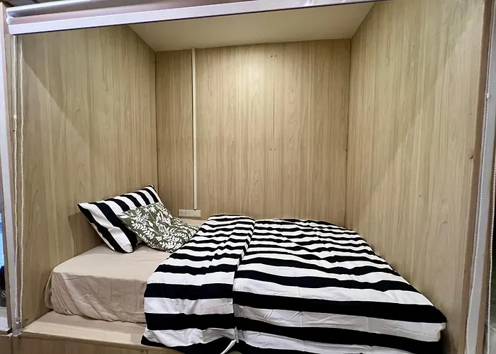 Comfy Crib 2 * Bangkok