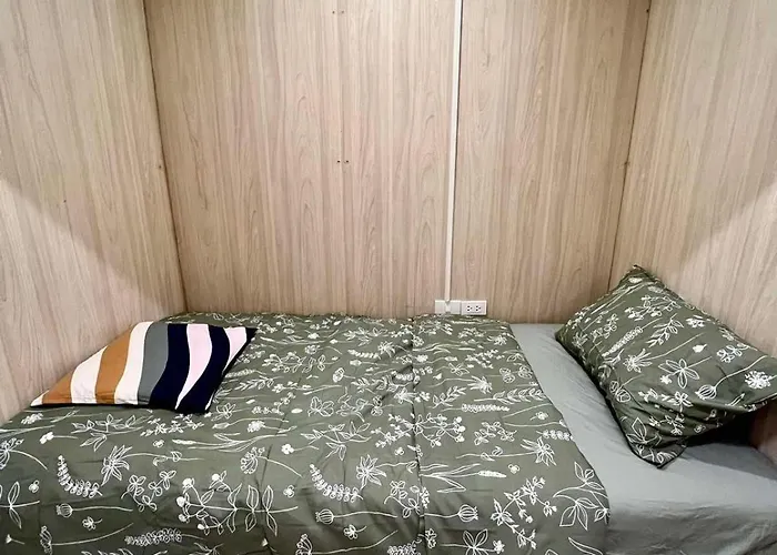 Comfy Crib 2 Hostel *