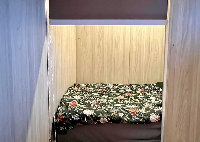 Comfy Crib 2 * Bangkok