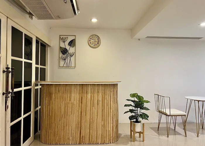 Comfy Crib 2 Hostel Bangkok