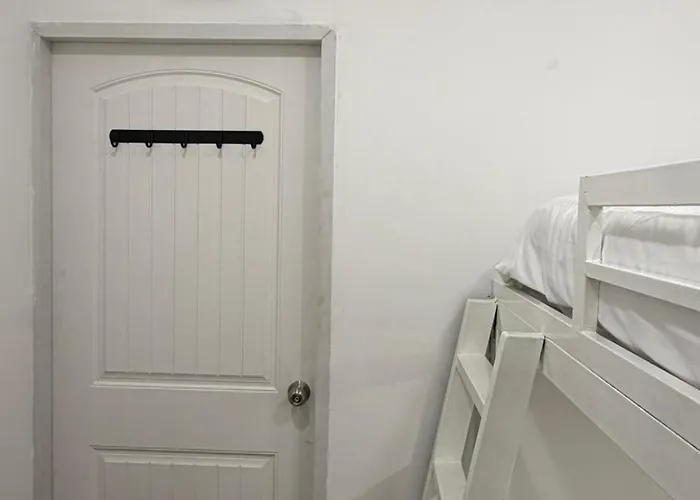 Comfy Crib 2 Hostel